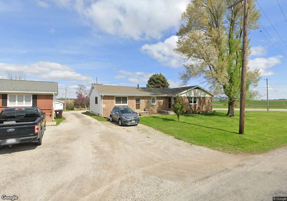 1815 N Kankakee St, Lincoln, IL 62656 - photo 1