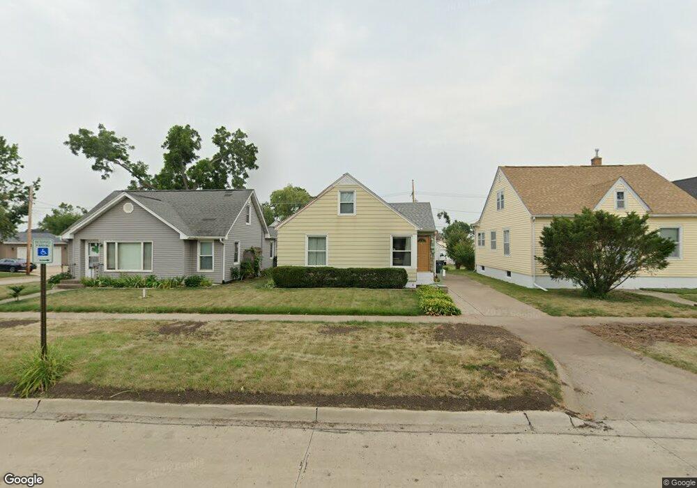 1905 3rd St SW, Cedar Rapids, IA 52404 - photo 1