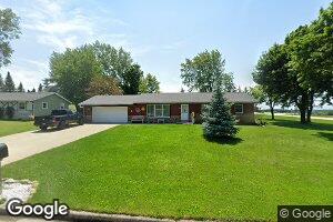 818 Circle Dr, Hustisford, WI 53034