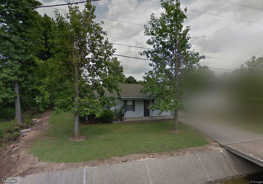 4503 Valley View Dr, Paragould, AR 72450 - photo 1