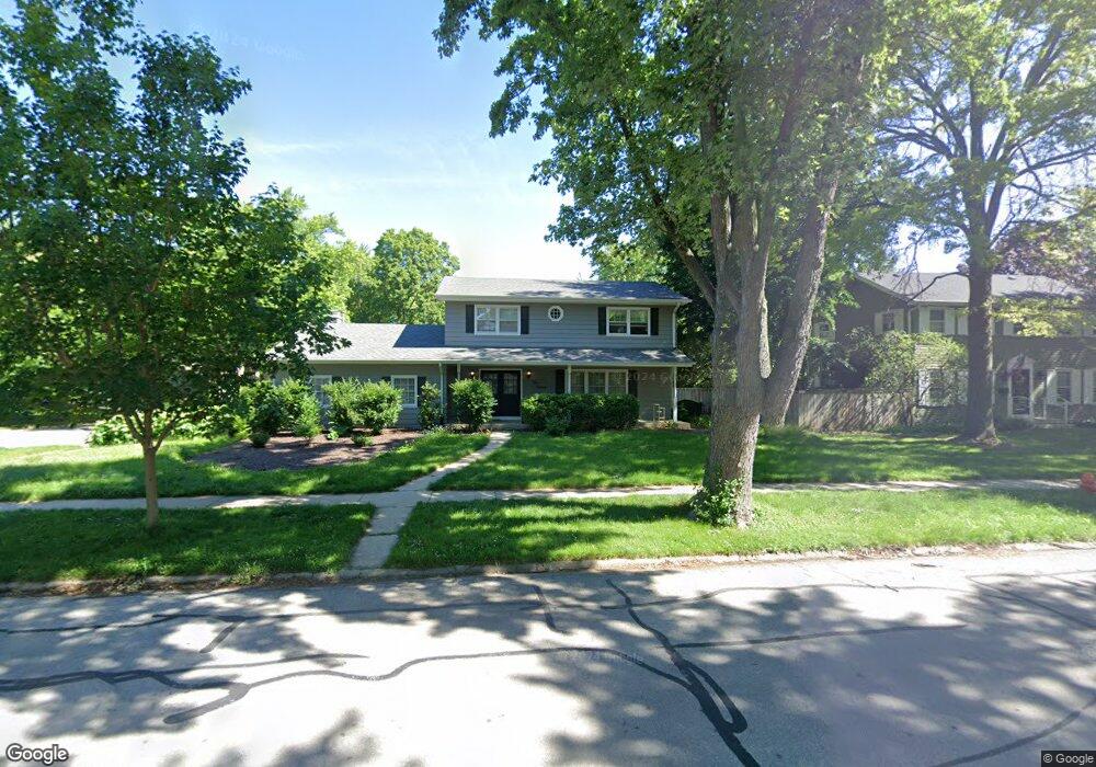 213 Tupelo Ave, Naperville, IL 60540 - photo 1