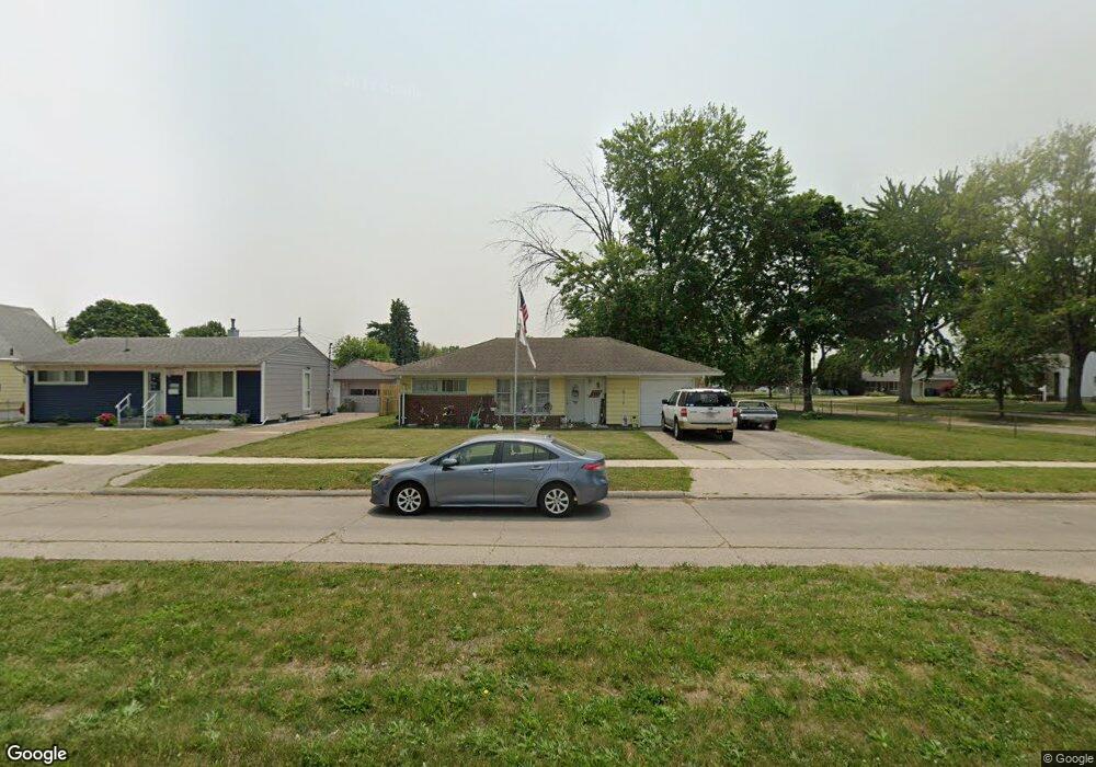 2410 104th St, Toledo, OH 43611 - photo 1