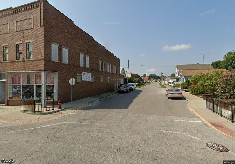 117 W 3rd St, Bicknell, IN 47512 - photo 1