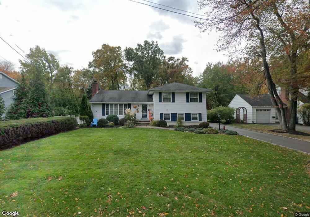 1514 Lamberts Mill Rd, Scotch Plains, NJ 07076 - photo 1