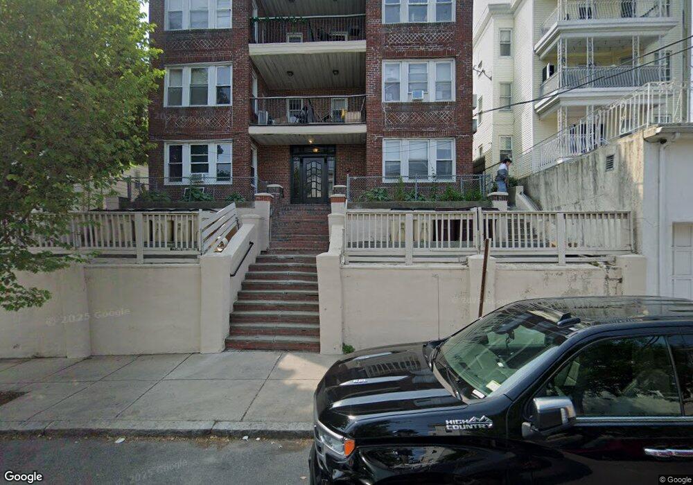 72 Campbell Ave unit 1, Revere, MA 02151 - photo 1