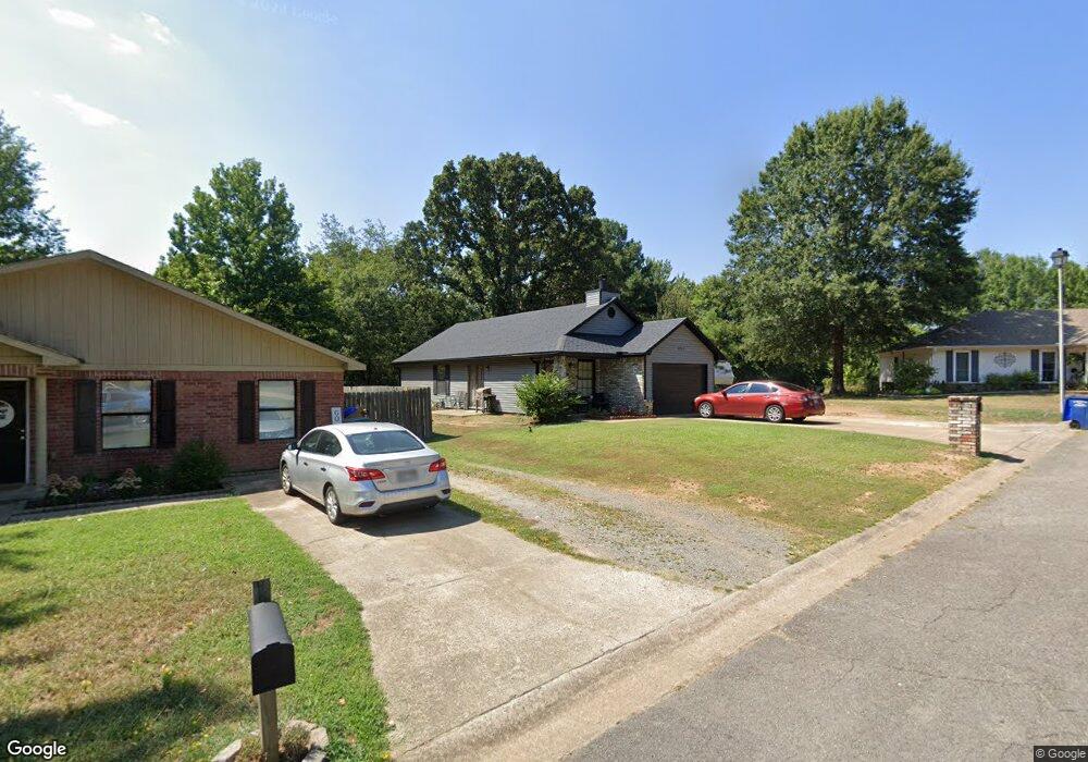 1717 Jennifer Cir, Conway, AR 72034 - photo 1