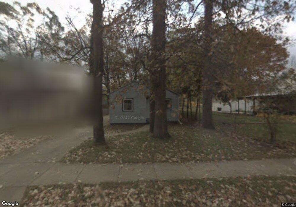 823 Woodbine Ave, Lansing, MI 48910 - photo 1