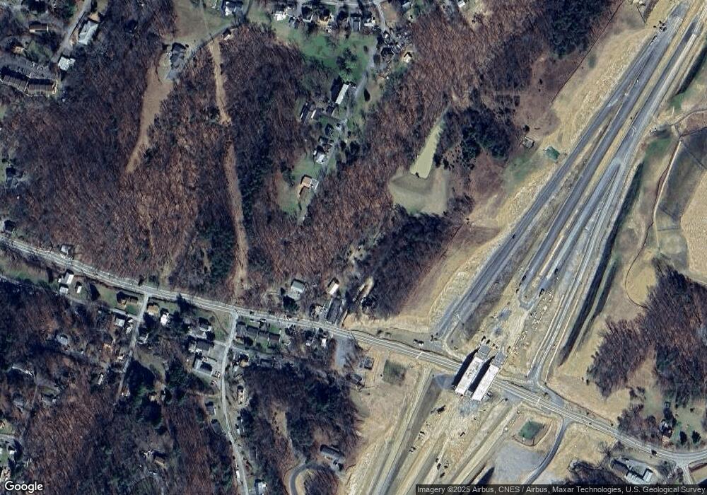 58 Robmar Ln, Berkeley Springs, WV 25411 - photo 1