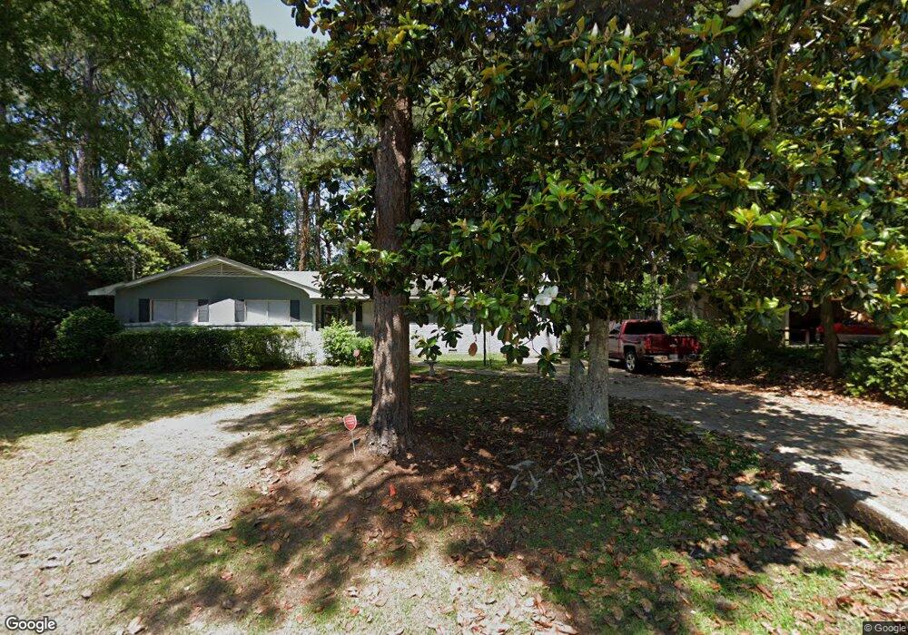 11 Oak Crest Dr, Laurel, MS 39440 - photo 1