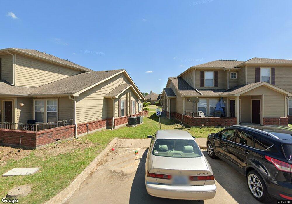 1000 E Burnett St, Ennis, TX 75119 - photo 1