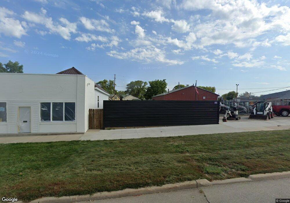 729 1st Ave SW, Cedar Rapids, IA 52405 - photo 1