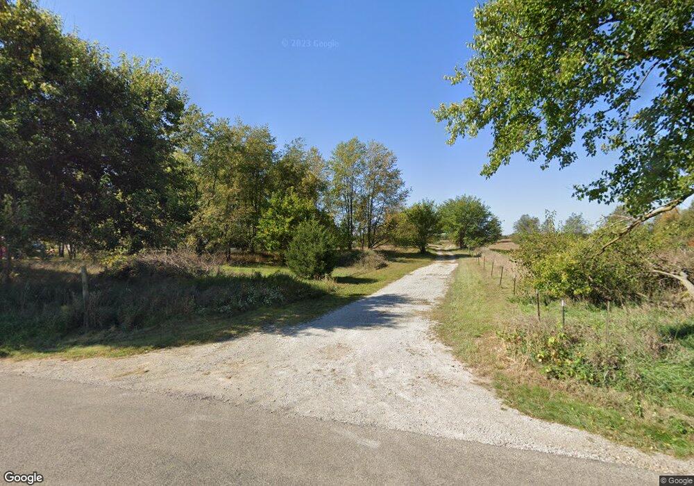 1119 N 900 W, Angola, IN 46703 - photo 1