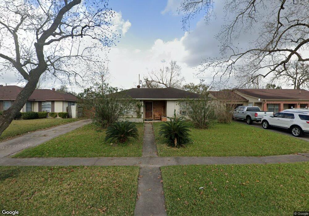 7639 Oak Vista St, Houston, TX 77087 - photo 1