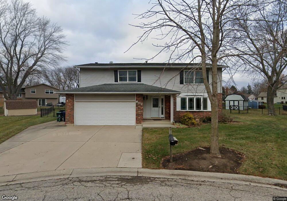 602 Orchard Ct, Algonquin, IL 60102 - photo 1