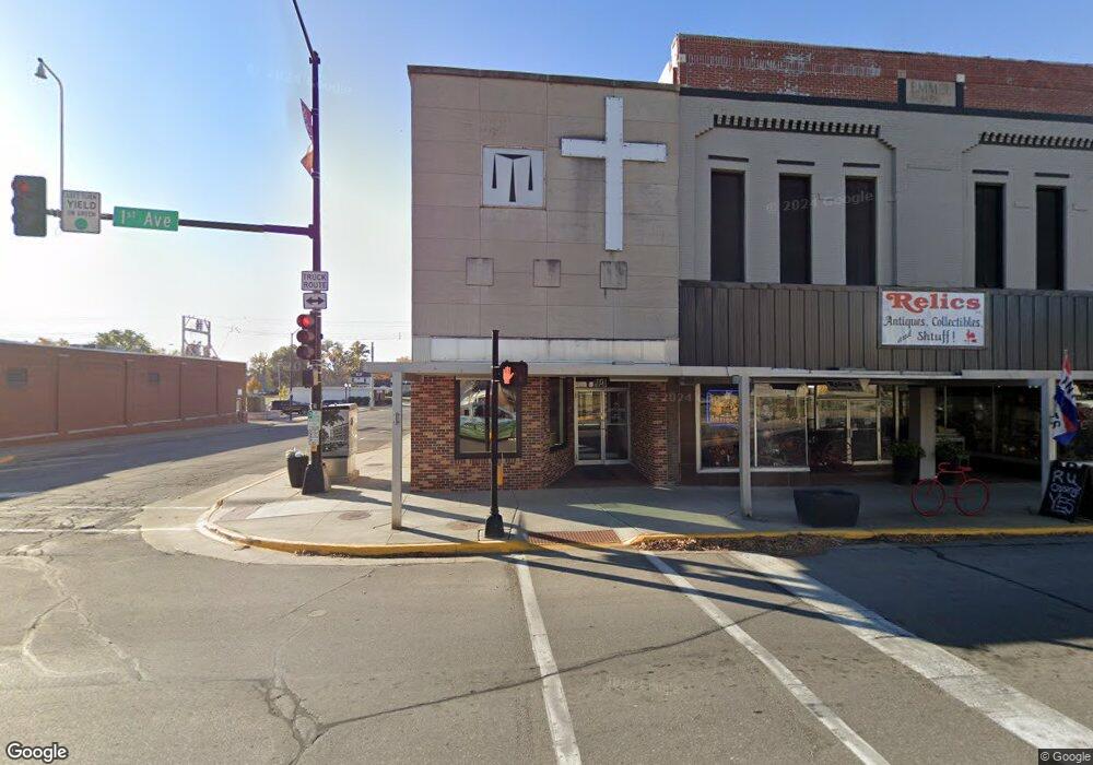 101 1st Ave W, Newton, IA 50208 - photo 1