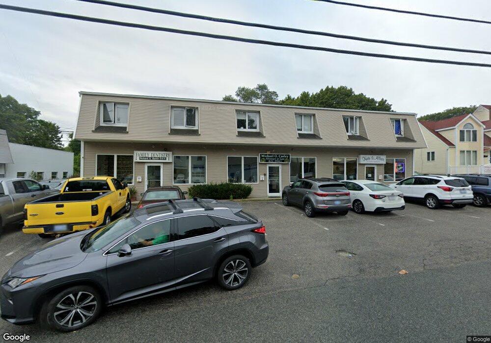 64 Tiogue Ave, West Warwick, RI 02893 - photo 1