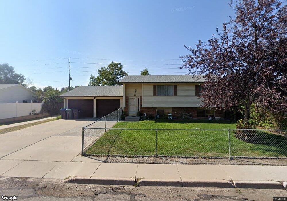 802 Baldwin Dr, Cheyenne, WY 82001 - photo 1