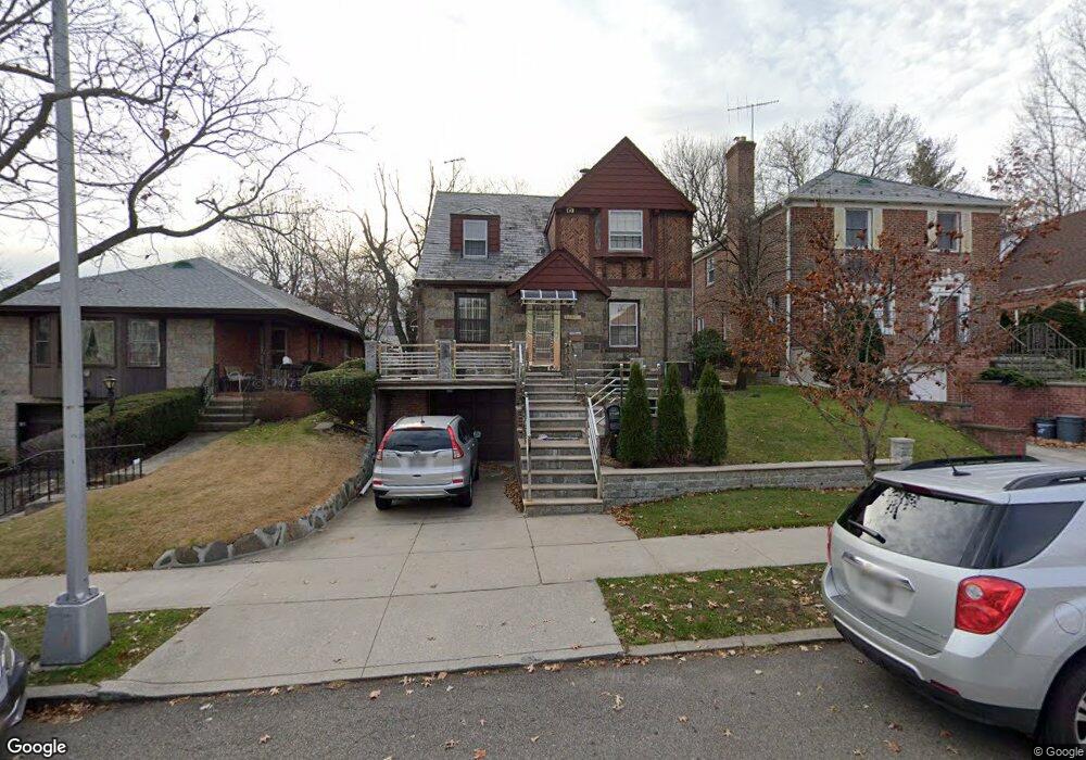 17626 80th Rd, Jamaica, NY 11432 - photo 1