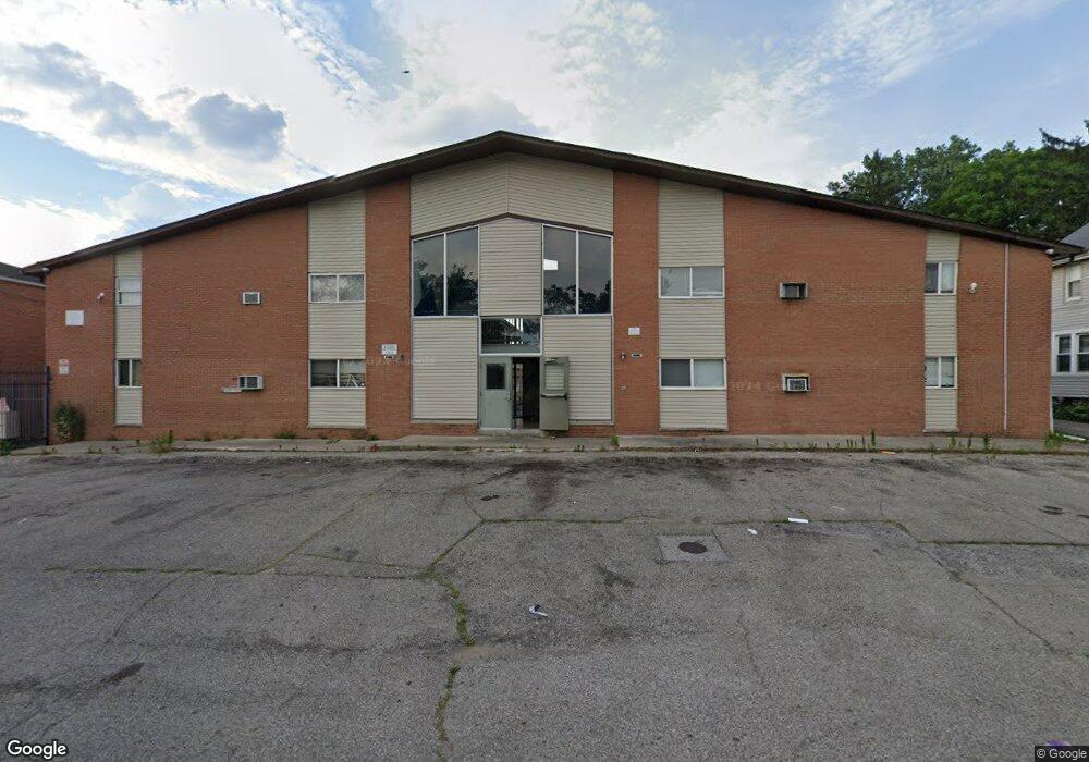 1880 Dunbar Dr, Columbus, OH 43224 - photo 1