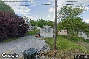 211 E Roberts St, Morgantown, KY 42261