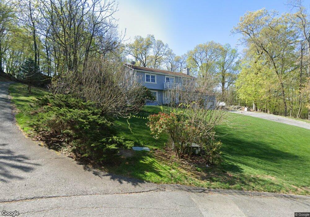 26 Roberta Dr, Cortlandt Manor, NY 10567 - photo 1