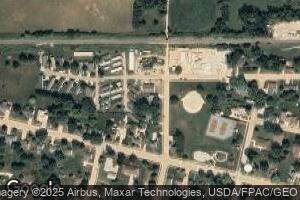 103 3rd Ave NW, Epworth, IA 52045