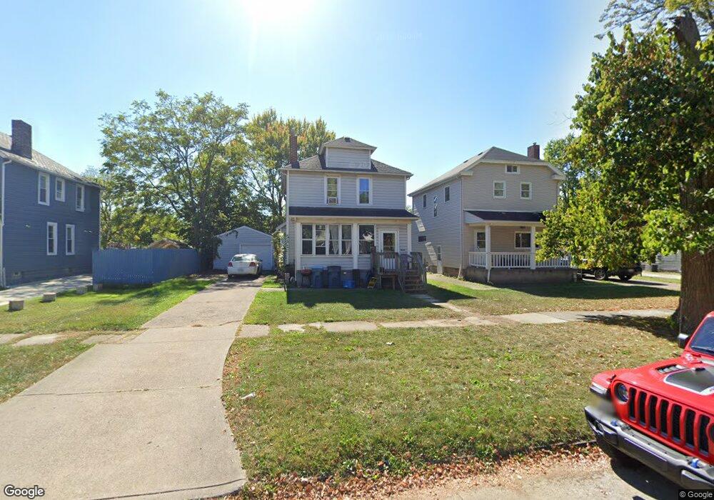2046 E 29th St, Lorain, OH 44055 - photo 1