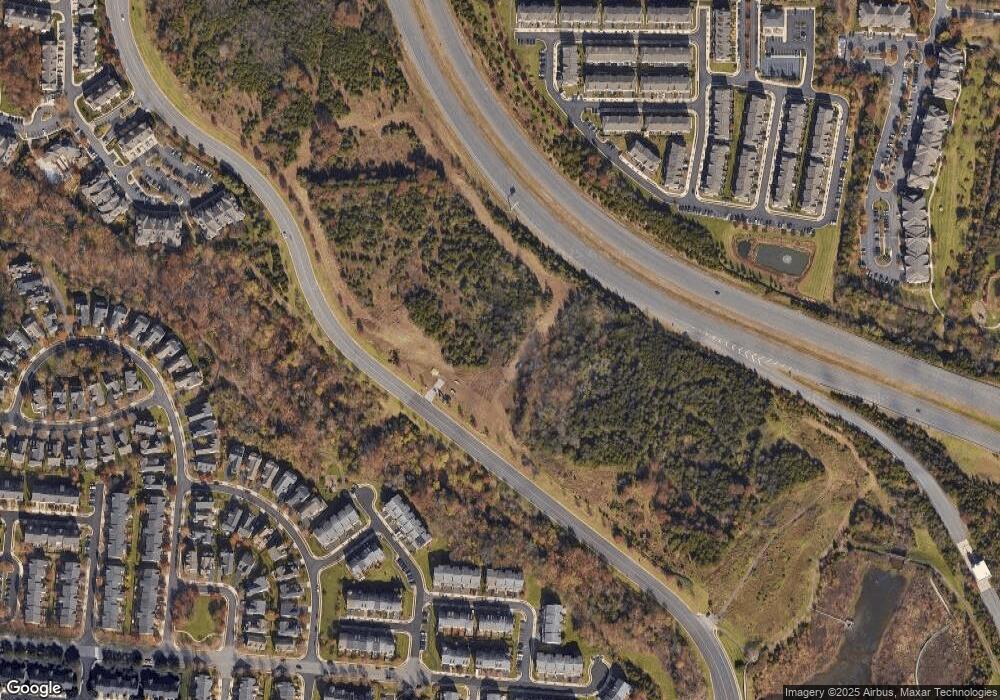 43600 Farringdon Square, Broadlands, VA 20148 - photo 1