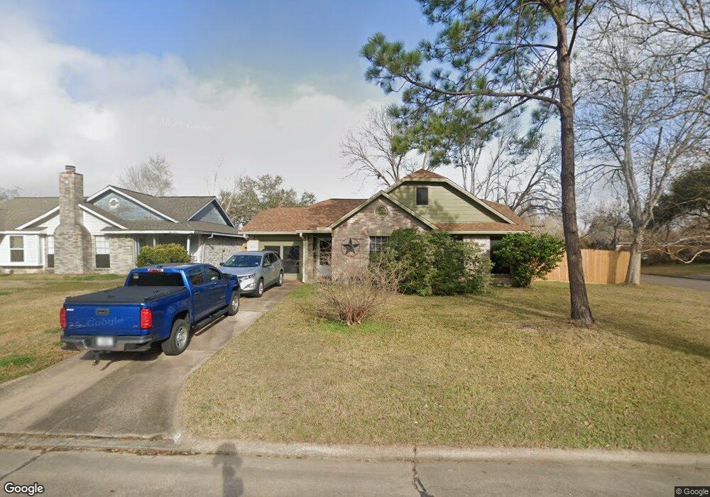 3102 Deer Trail Dr, Alvin, TX 77511 - photo 1