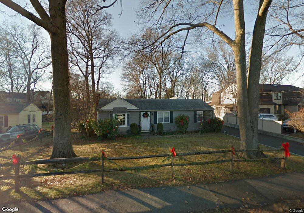 76 Sheephill Rd, Riverside, CT 06878 - photo 1