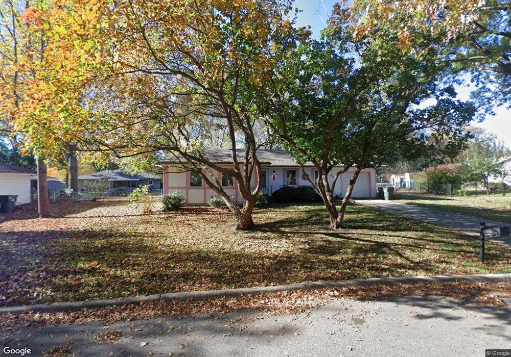 134 Karen Ln, Lansing, KS 66043 - photo 1