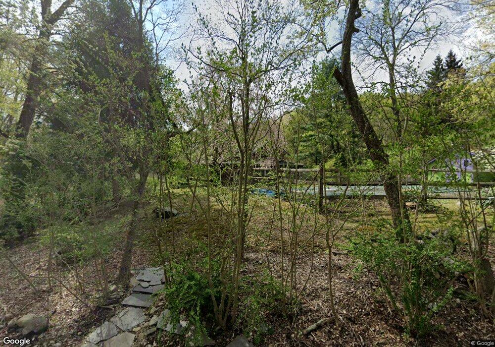 19 Woodybrook Ln, Croton On Hudson, NY 10520 - photo 1