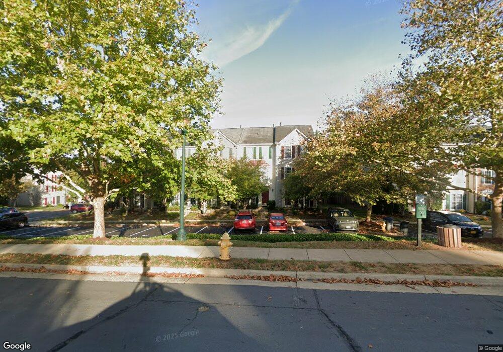 12491 Selkirk Cir, Bristow, VA 20136 - photo 1