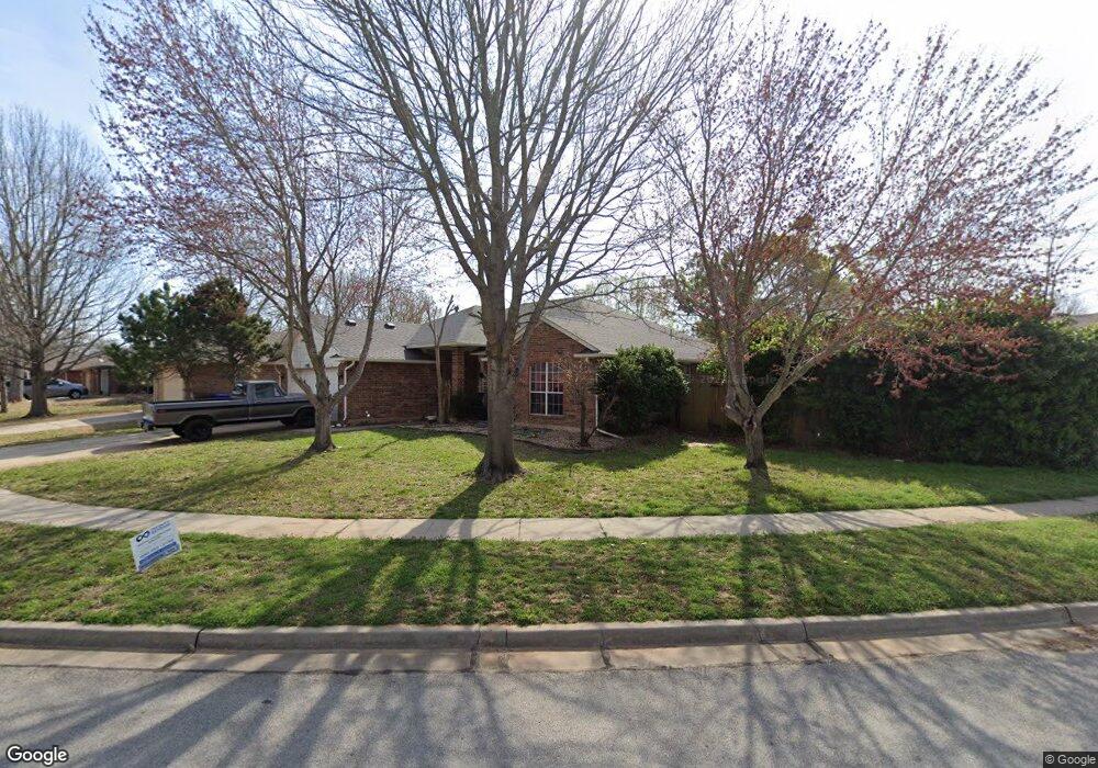 508 Goshawk Dr, Norman, OK 73072 - photo 1