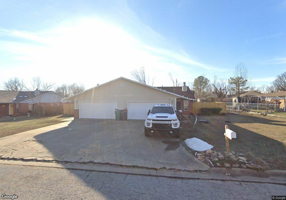 1726 S 15th St, Rogers, AR 72758 - photo 1