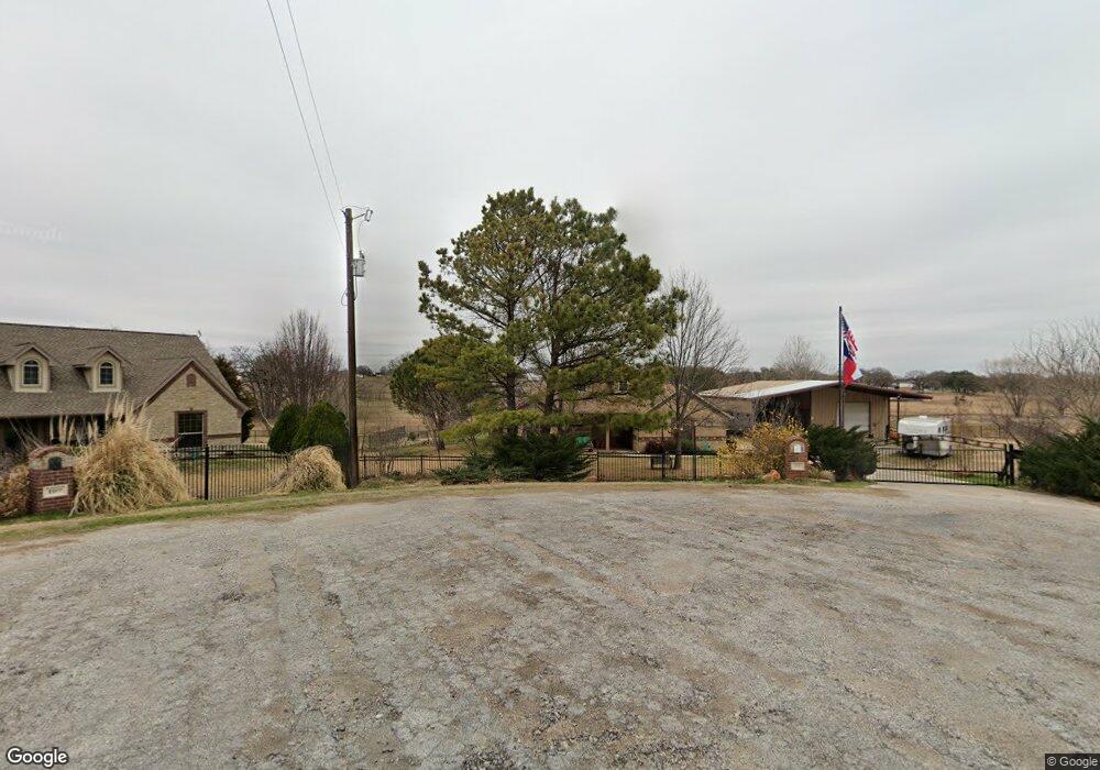 108 Lilly Ct, Springtown, TX 76082 - photo 1