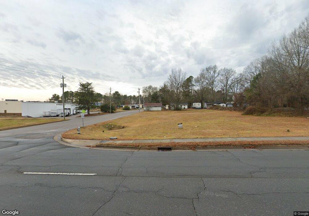 720 Martin Luther King jr Ave, Oxford, NC 27565 - photo 1