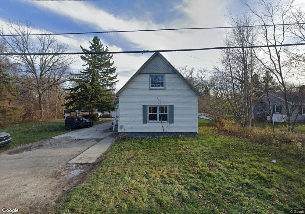 1821 Henry St, Port Huron, MI 48060 - photo 1