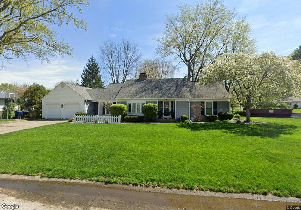 824 Meadowcrest Dr, Anderson, IN 46011 - photo 1