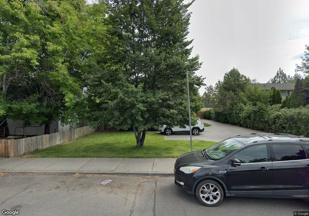 722 SE Centennial St, Bend, OR 97702 - photo 1