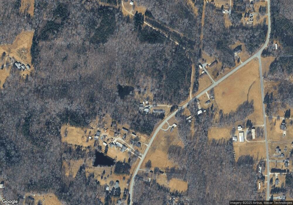 5824 Drake Rd unit R2, Greensboro, NC 27406 - photo 1