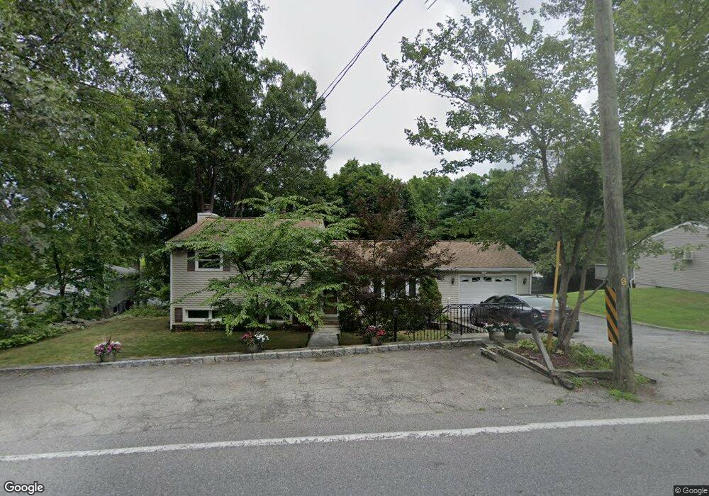 236 Red Mill Rd, Cortlandt Manor, NY 10567 - photo 1