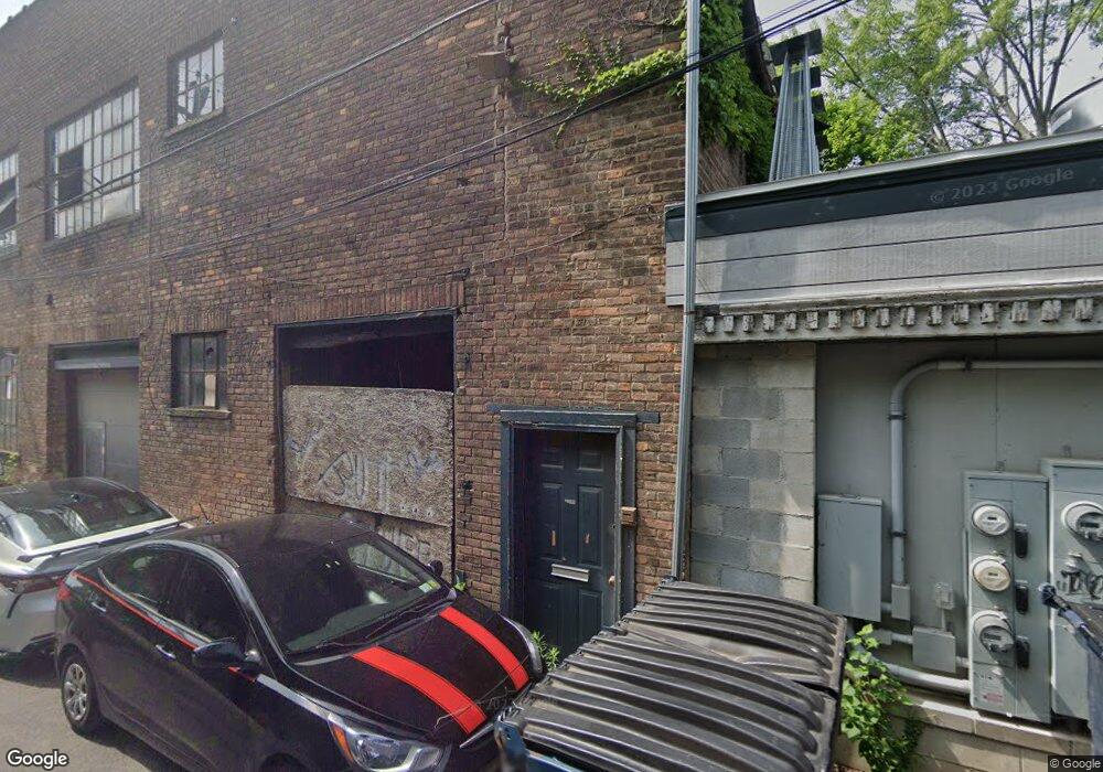 752 Warren St, Hudson, NY 12534 - photo 1