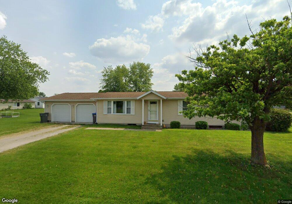 501 E Indiana Ave, Nappanee, IN 46550 - photo 1