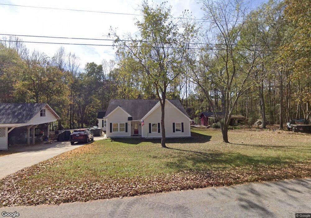 279 Lewis Cir, Commerce, GA 30529 - photo 1