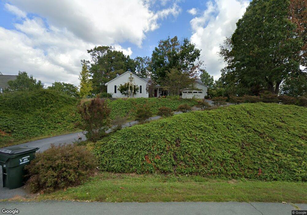 25 Fairmont Dr, Staunton, VA 24401 - photo 1