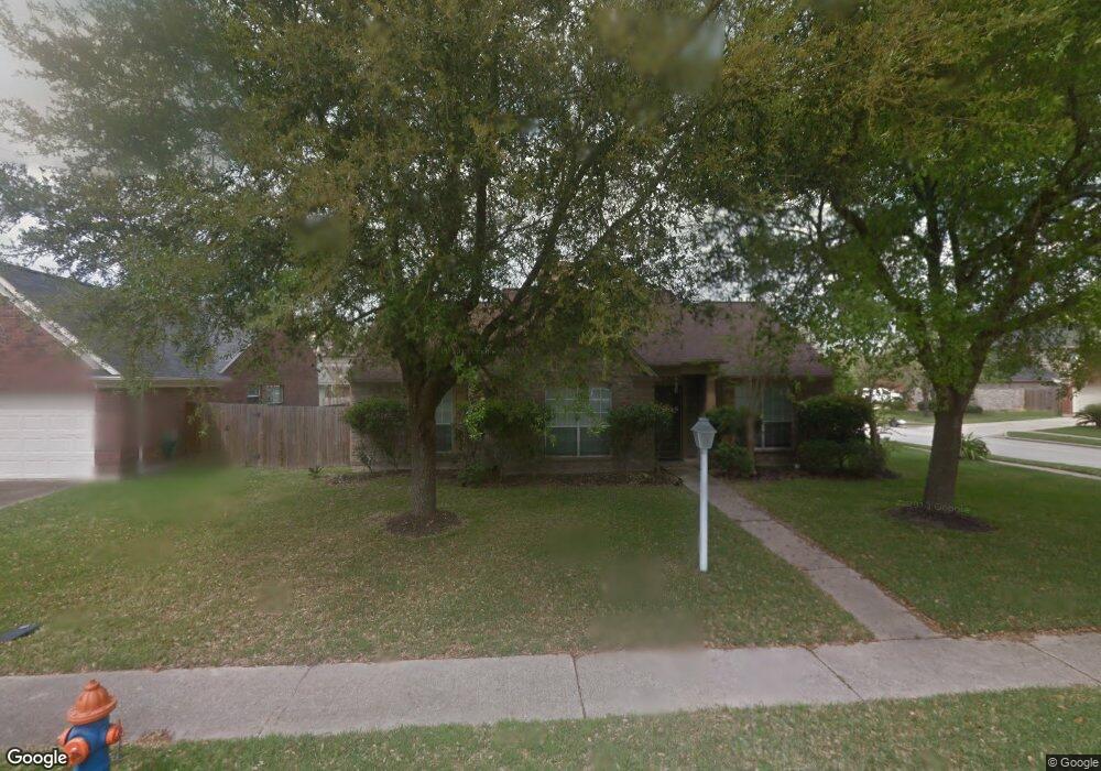3902 Spring Circle Dr E, Pearland, TX 77584 - photo 1