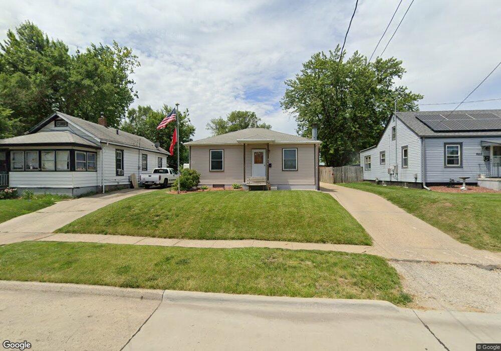 916 E 26th Ct, Des Moines, IA 50317 - photo 1