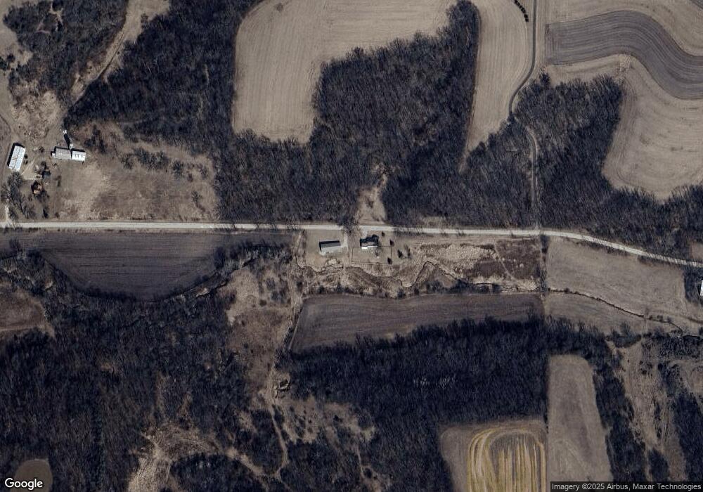 W9353 Disrud Rd, Blanchardville, WI 53516 - photo 1