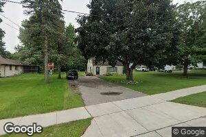 516 Division St E, Maple Lake, MN 55358